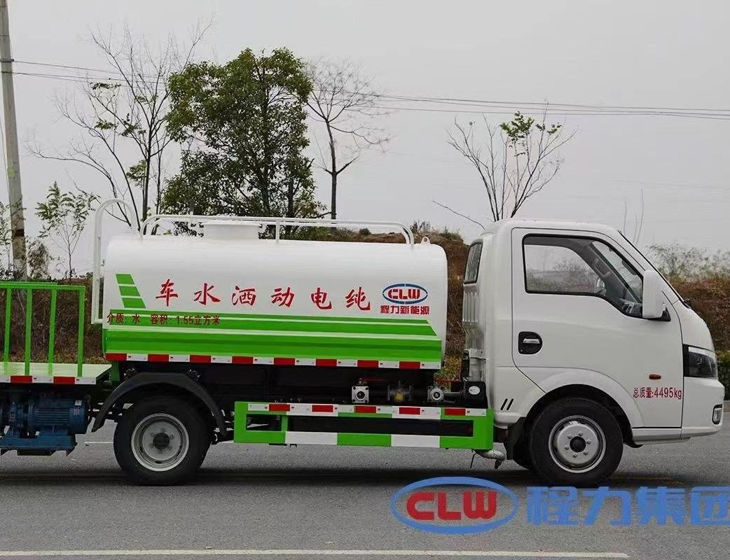 東風(fēng)華神3方純電動綠化灑水車圖片5