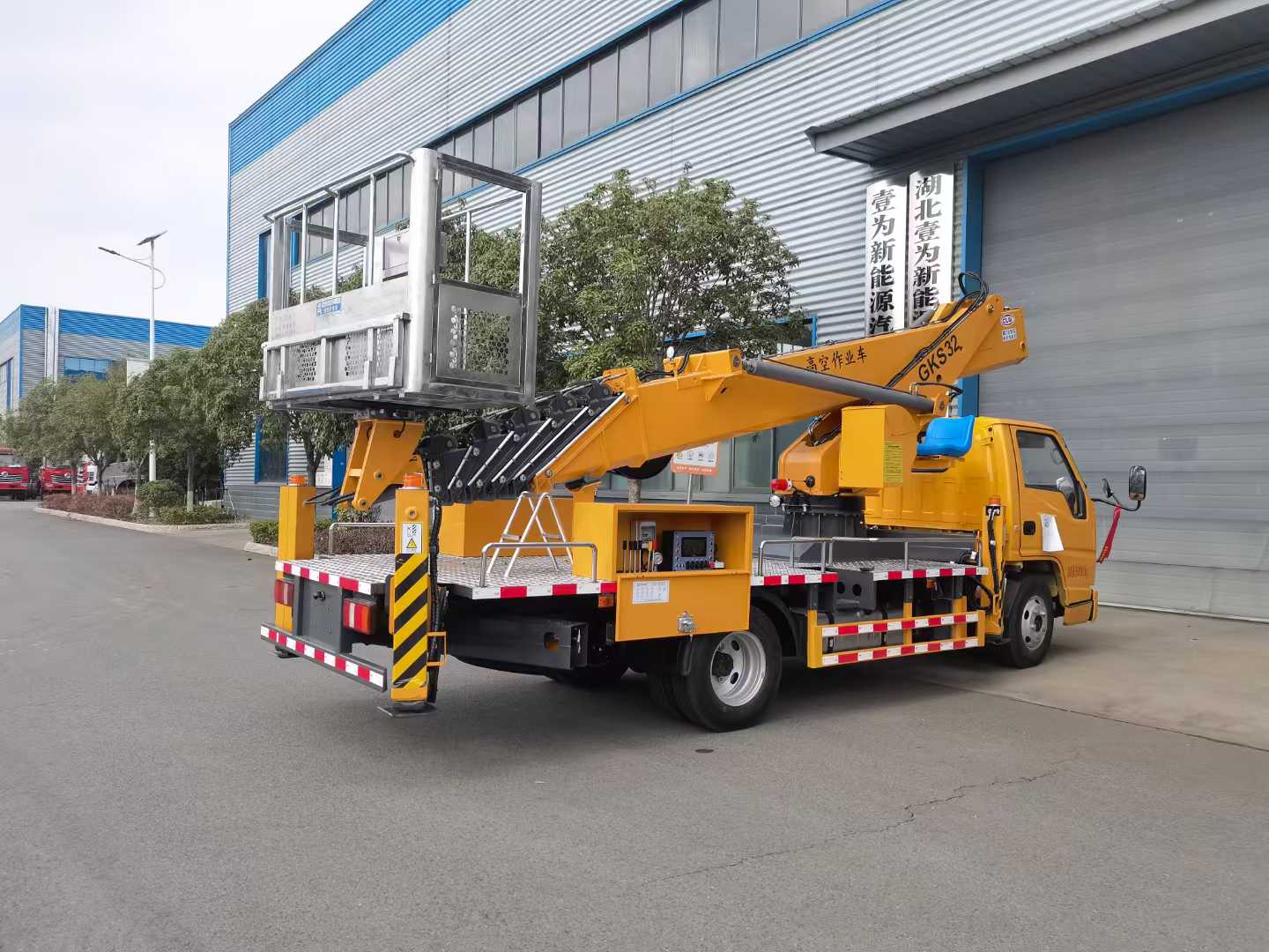 江鈴順達32米直臂高空作業車圖片5