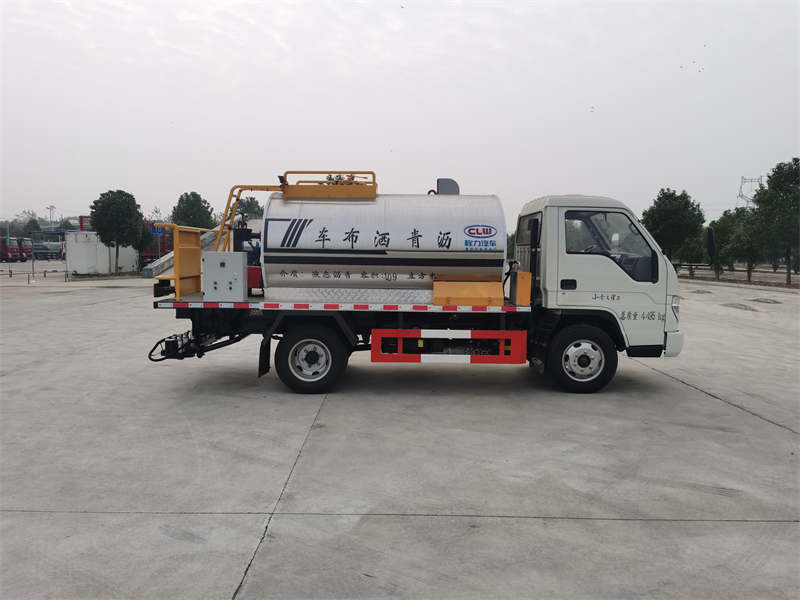 福田小卡之星1.09方標(biāo)準(zhǔn)型瀝青灑布車(chē)圖片3