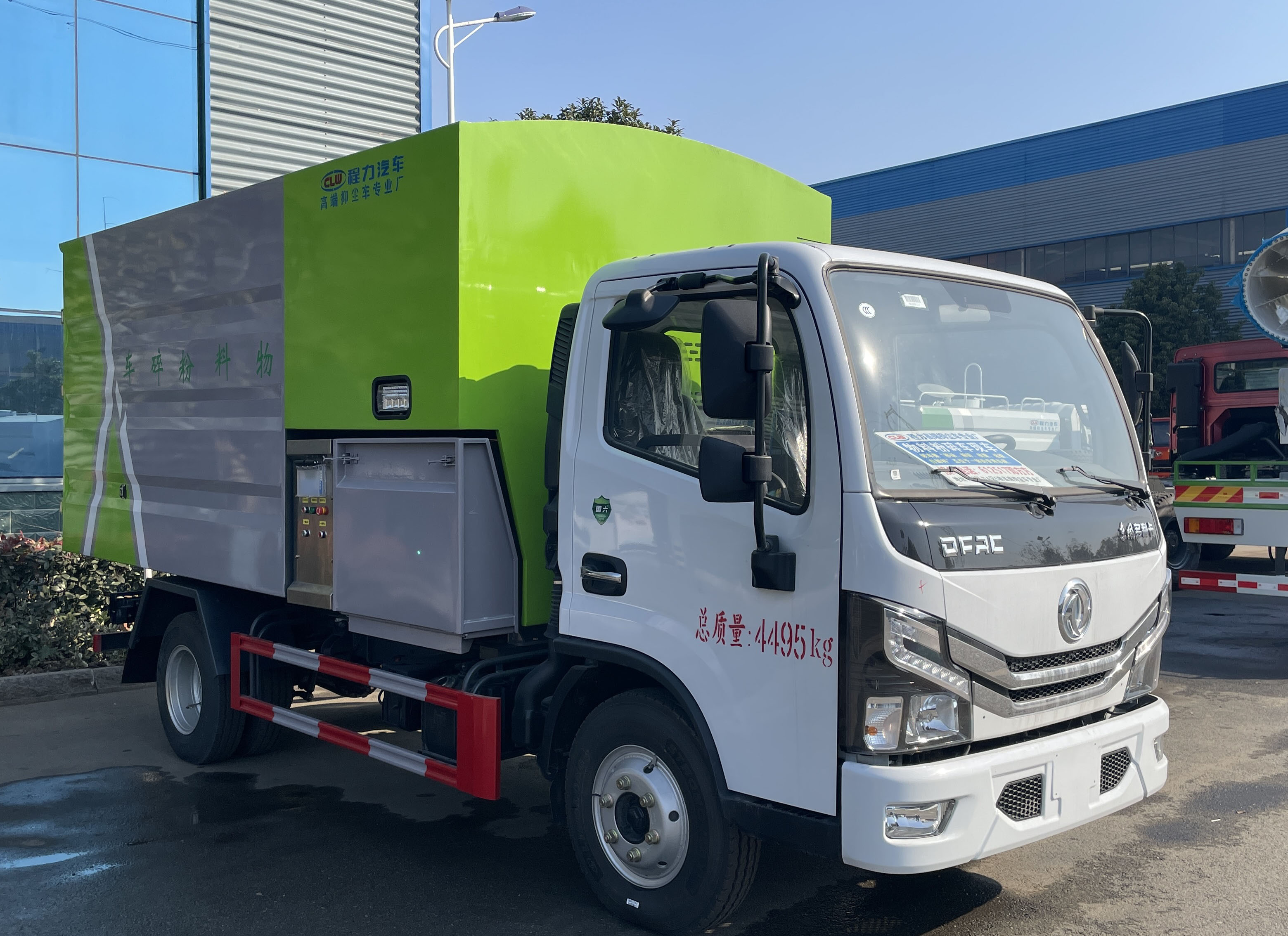 東風(fēng)多利卡物料粉碎車圖片3